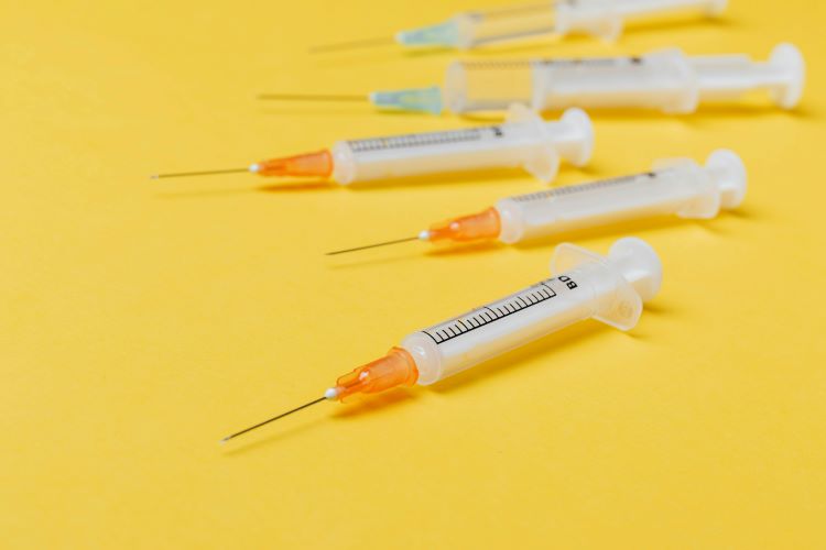De quels vaccins les chiens ont-ils besoin?
