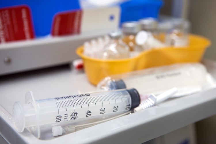 pet vaccines at the vet office
